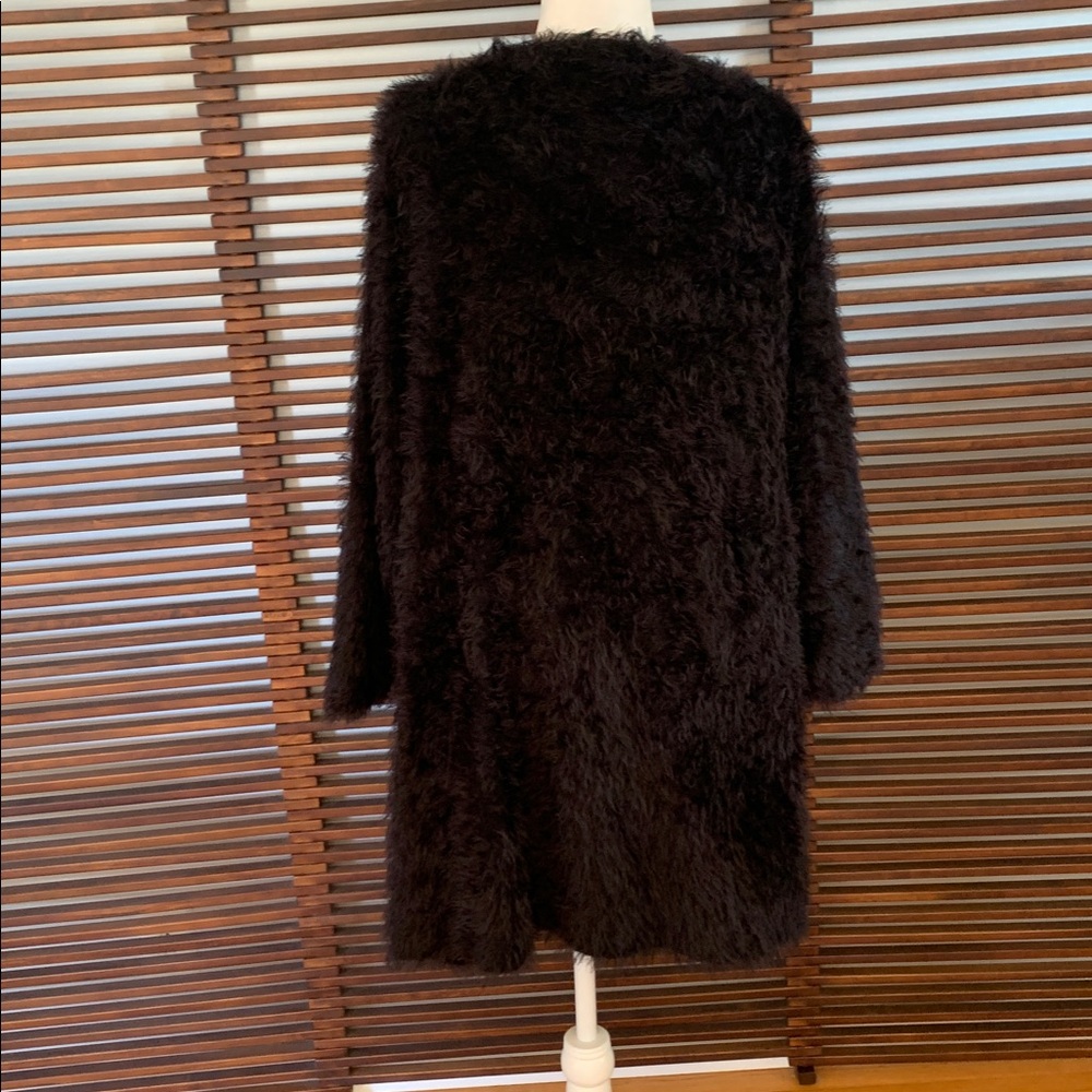 Magna Fuzzy Long Jacket - Picture 6 of 9